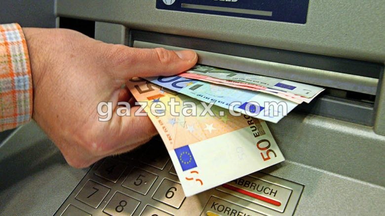 Premtimet fokusohen në paga