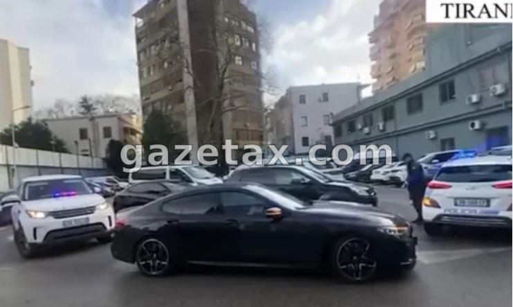 Shpallet në kërkim shtetasi kosovar, dyshohet se e shiti veturën e vjedhur në Shqipëri