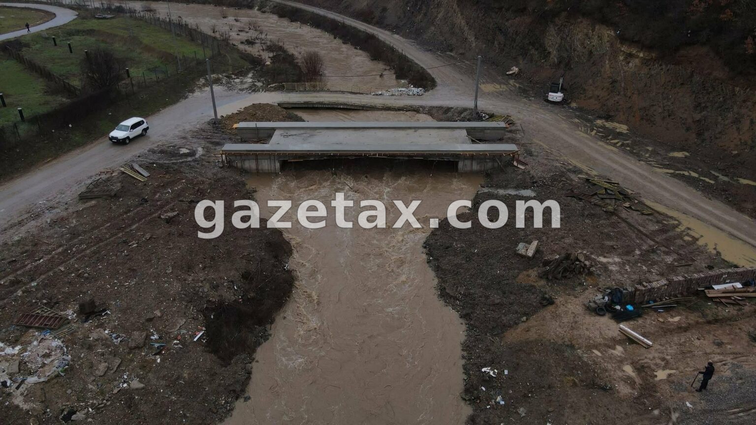 Komuna e Skenderajt njofton se nga 9 janari nis procesi i aplikimit për vlerësimin e dëmeve nga përmbytjet