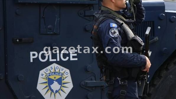 Ekskluzive | Sulmon policin brenda stacionit, kanos zyrtarët dhe shkatërron kompjuterin – 55-vjeçari përfundon në ndalim