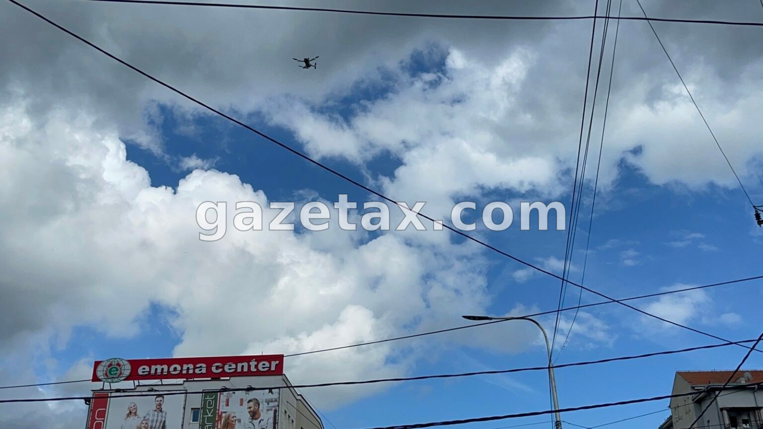 Dronë të dyshimtë hynë nga territori i Serbisë,  raportojnë qytetarë të Novosellës