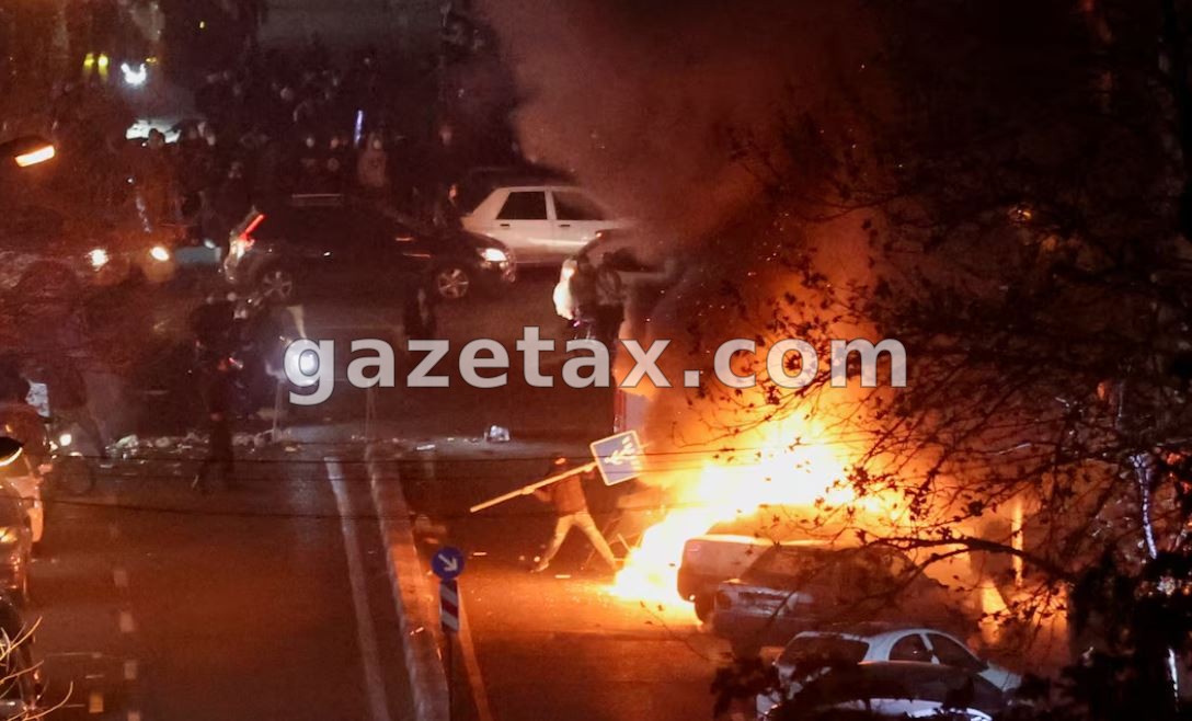 Zyrtari iranian: Rreth 2.000 të vrarë në protestat antiqeveritare