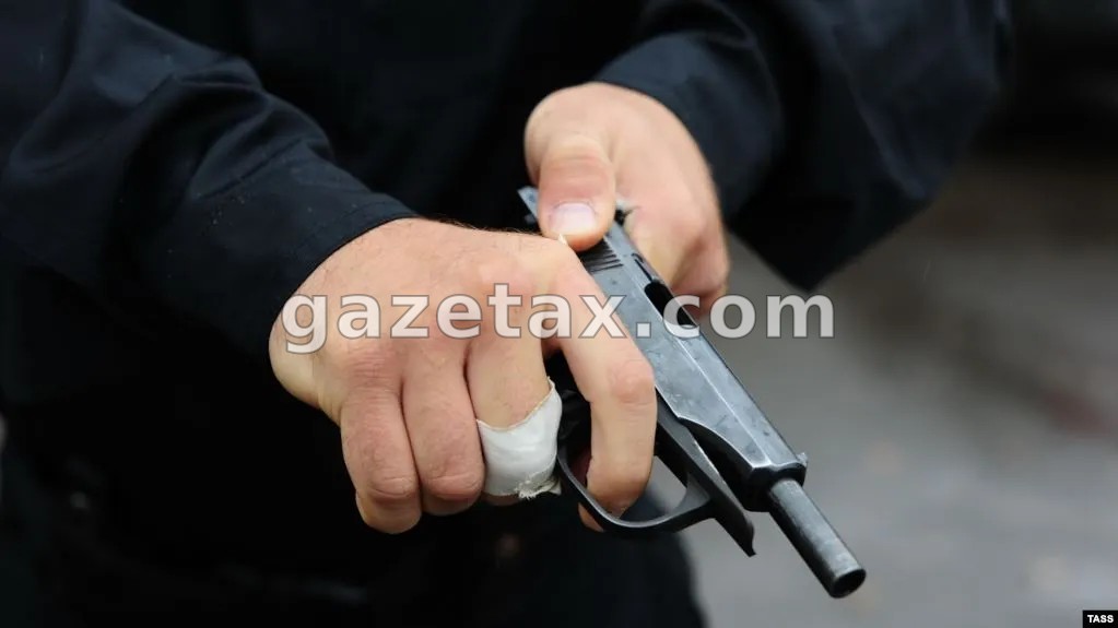 Postoi foto me armë në TikTok, arrestohet 18-vjeçari në Gjakovë