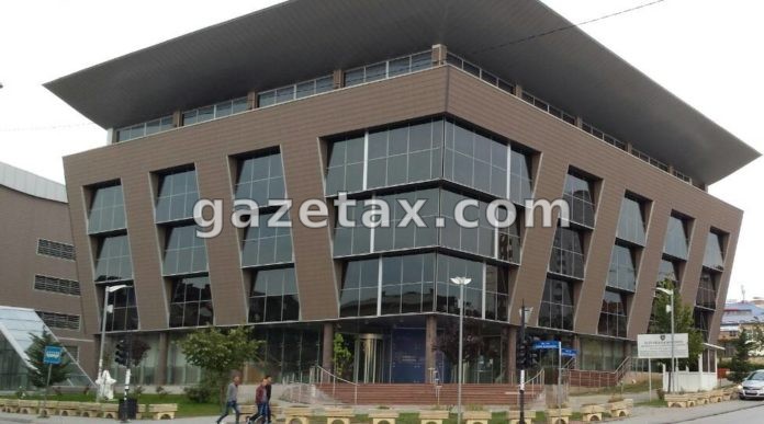 MASHTI tërheq 16 licenca të mësimdhënësve