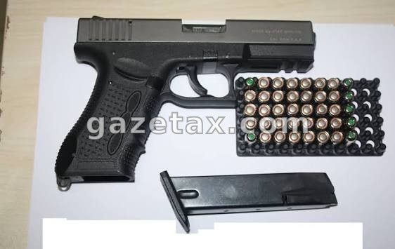 Ekskluzive | “Glock” me 15 fishekë në brez në Bulevardin “Bill Clinton”, arrestohet i dyshuari në Prishtinë (EMRI)