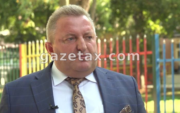 Korrupsioni moral e politik dhe besnikëria e përkohshme i mundëson Kurtit të bëj qeverinë