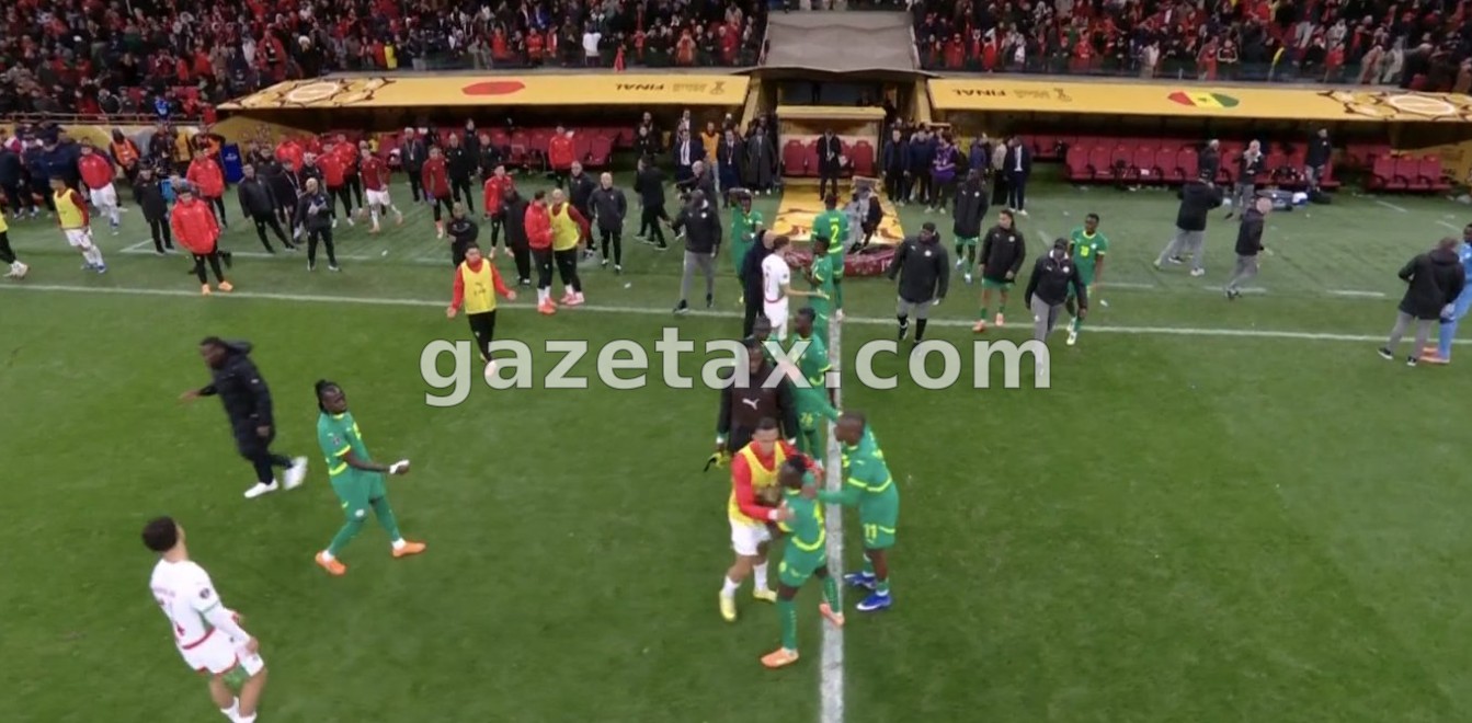 E pabesueshme! Senegali tërhiqet nga fusha, shkak një penallti e dhënë në sekondat e fundit