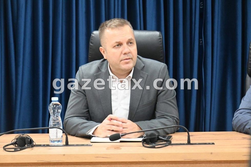 Sallahu kritikon Gjykatën Kushtetuese për vonesën në ligjin e konfiskimit të pasurisë