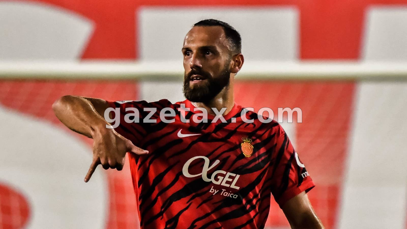 Vedat Muriqi shndërrohet në yll të Mallorcës me hat-trick historik